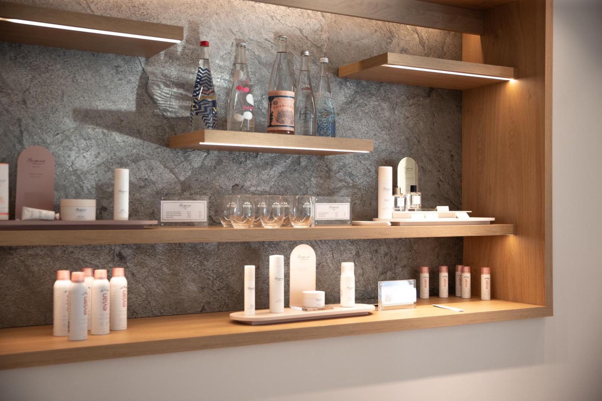 Hotel Royal Evian-les-Bains Ngoại thất bức ảnh