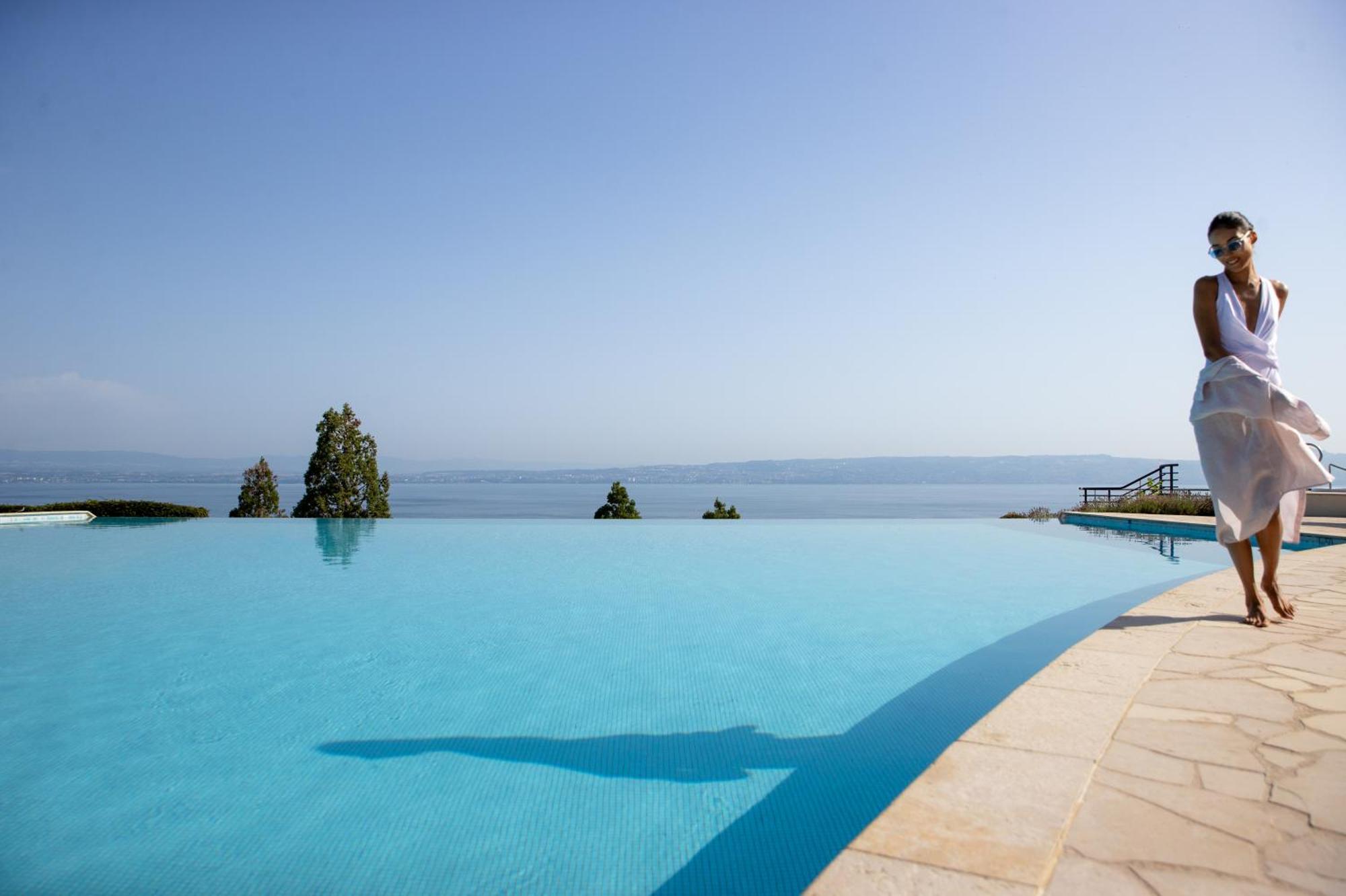 Hotel Royal Evian-les-Bains Ngoại thất bức ảnh