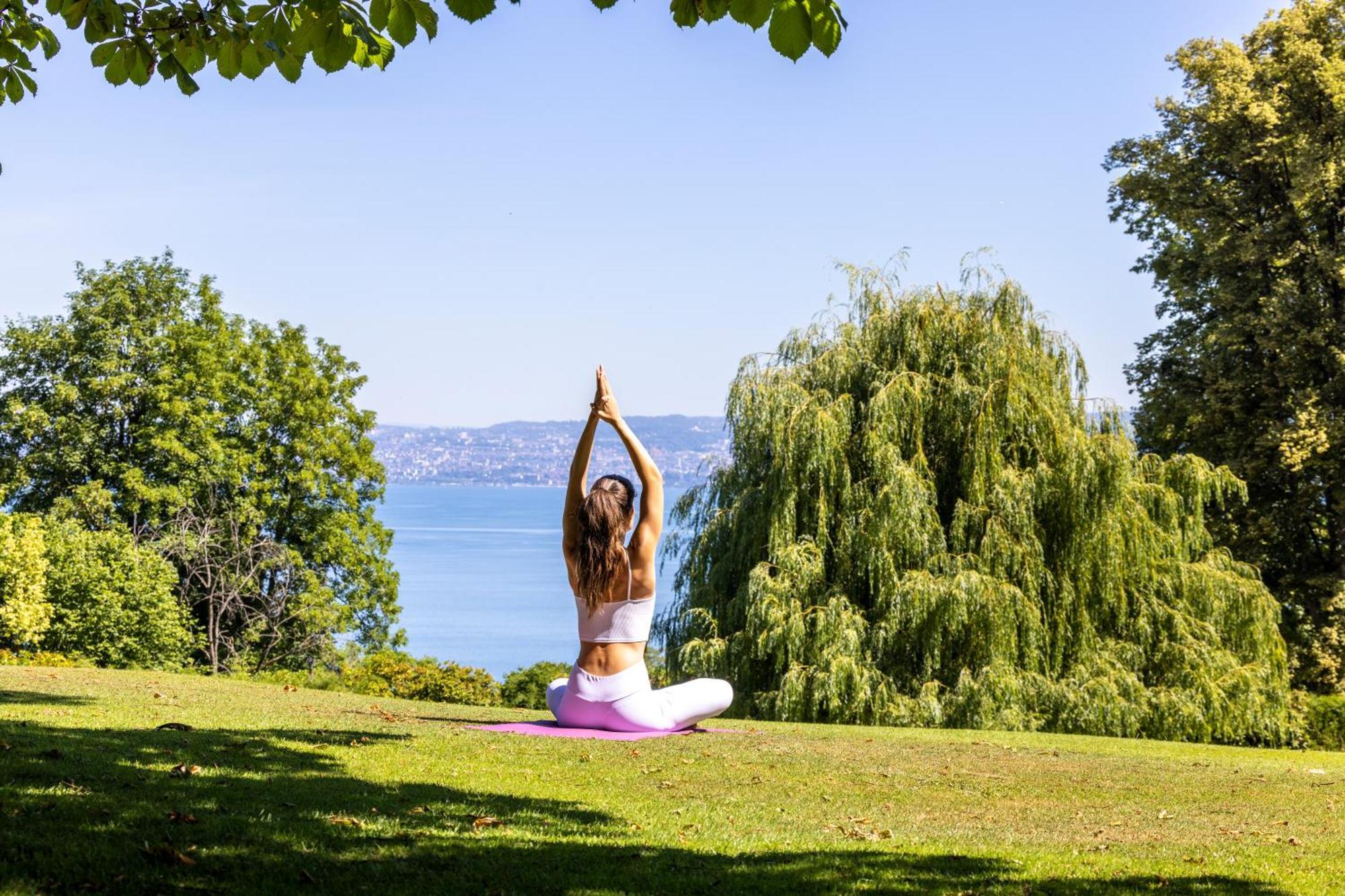 Hotel Royal Evian-les-Bains Ngoại thất bức ảnh