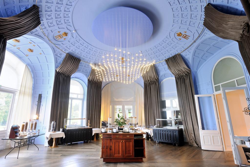 Hotel Royal Evian-les-Bains Ngoại thất bức ảnh