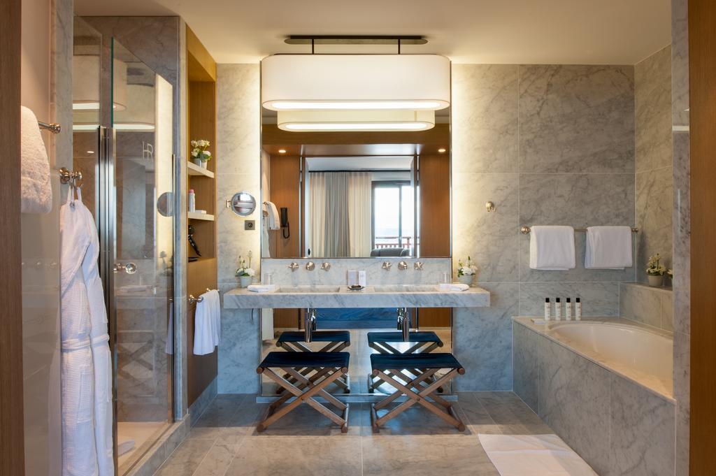 Hotel Royal Evian-les-Bains Ngoại thất bức ảnh